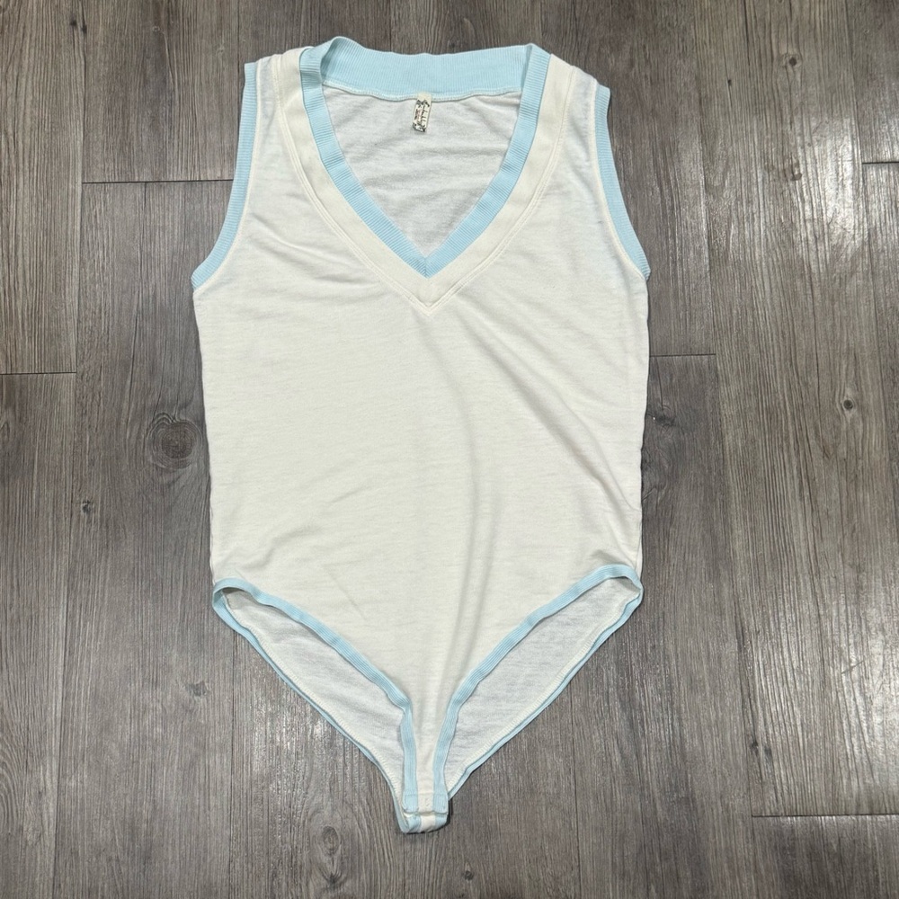 Free People Cream V-neck Bodysuit with Pale Blue Trim Size Small